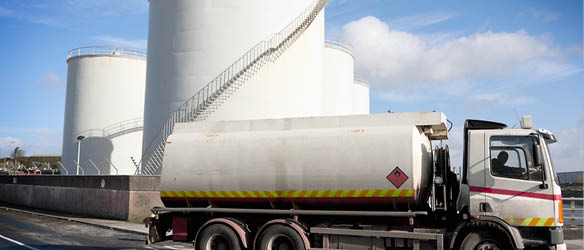 Andersen, Greenberg Traurig, KDCP, CSW, and Clifford Chance Advise on Unimot's Acquisition of Fuel Storage and Bitumen Businesses