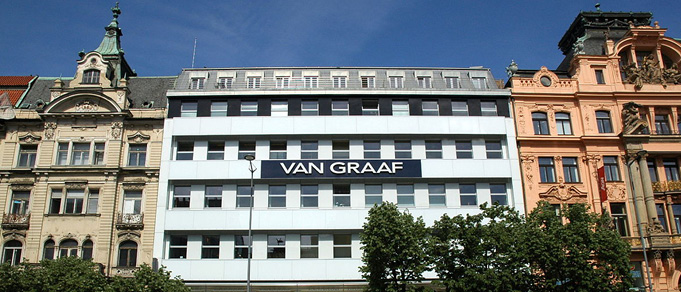 Kinstellar and White & Case Advise BMO REP on Acquisition of Van Graaf Department Store in Prague